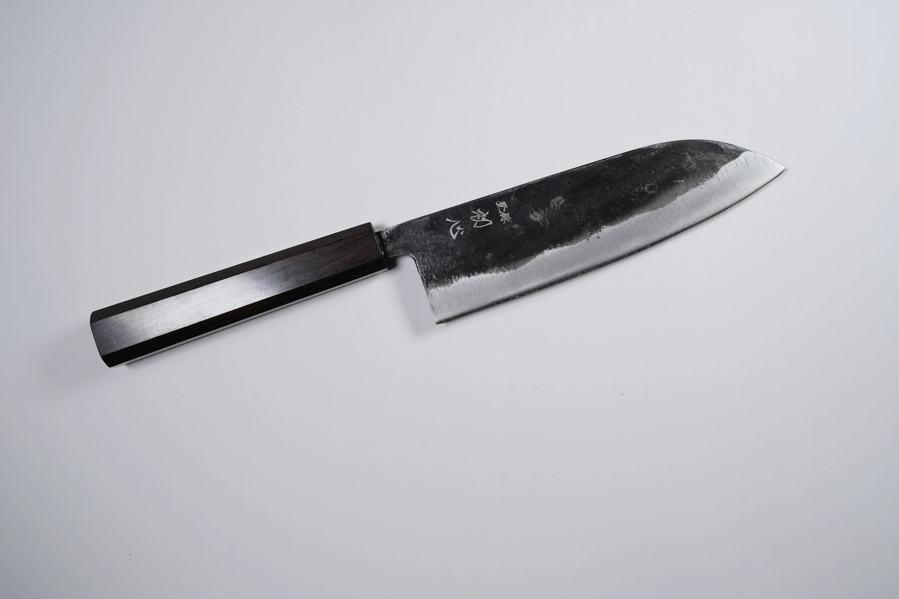 Hatsukokoro Kurogane Aogami #2 Santoku - Kurouchi 165mm - Abanoz