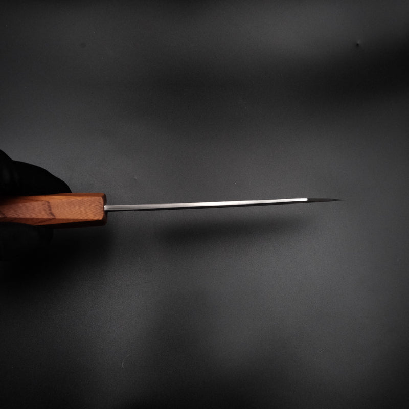 Isamitsu Shirogami #1 Kiritsuke 165mm, sırt hattı görünümü