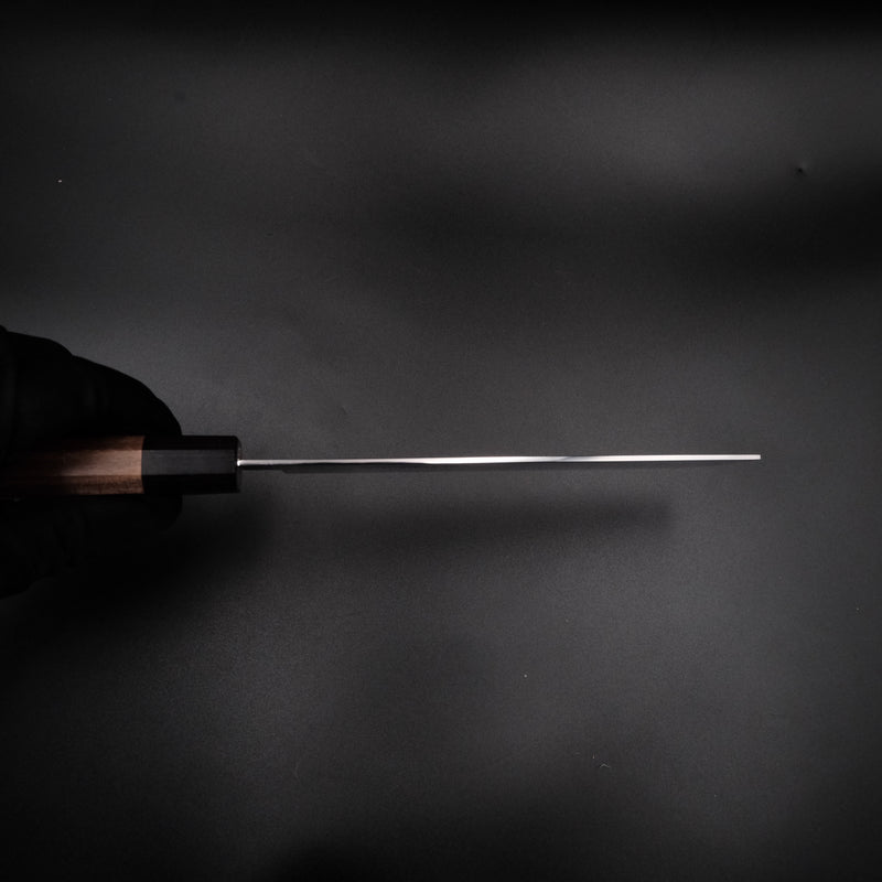 Yoshihiro Ginsan Nakiri 180mm, ağız inceliğini gösteren önden görünüm