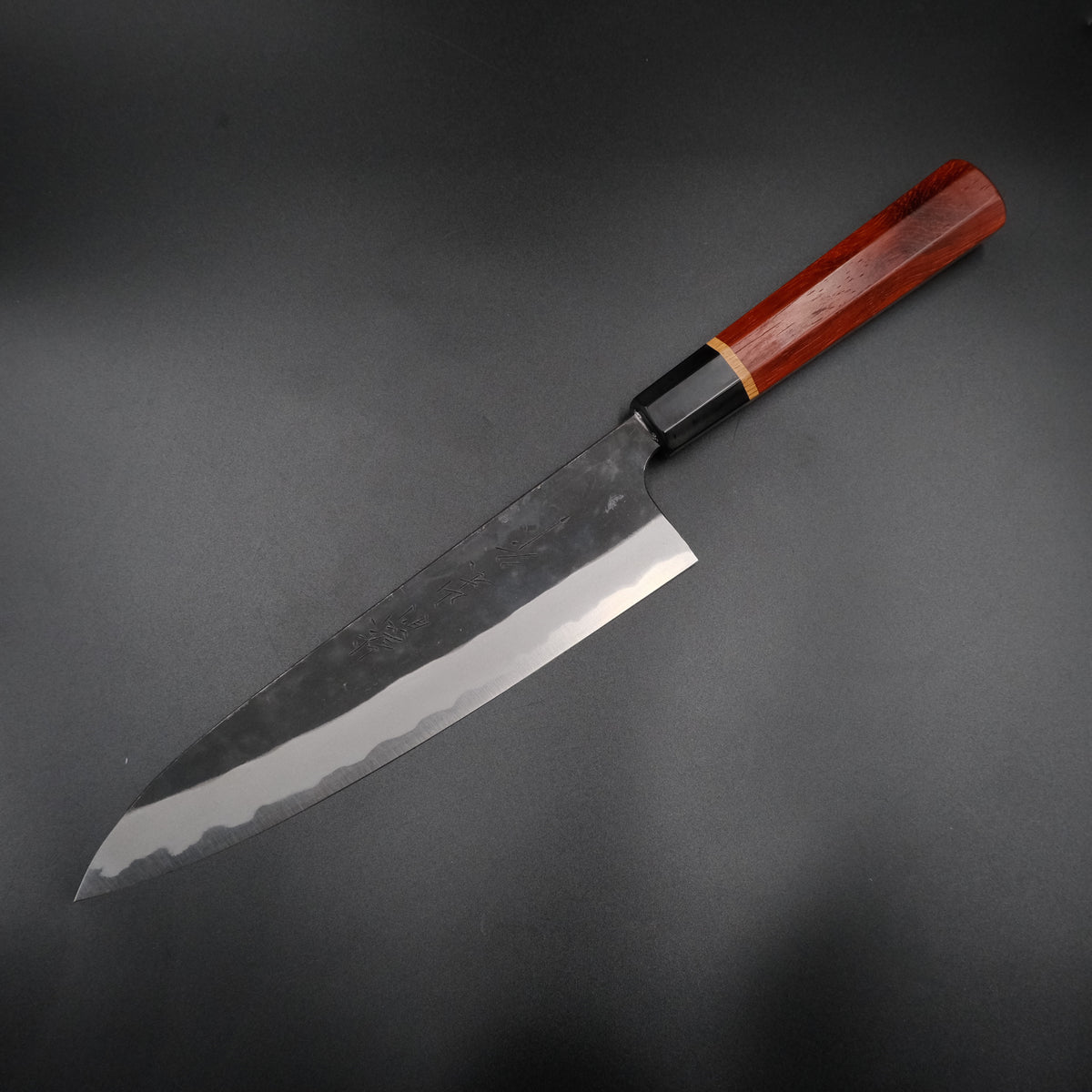 Nao Yamamoto Aogami #2 Gyuto 210mm, paduk saplı, detay görünümü 9