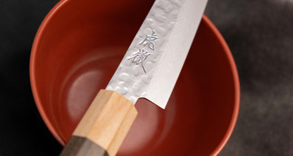 Yasuda Hamono VG-10 Petty Kotetsu - Damascus Tsuchime 150mm