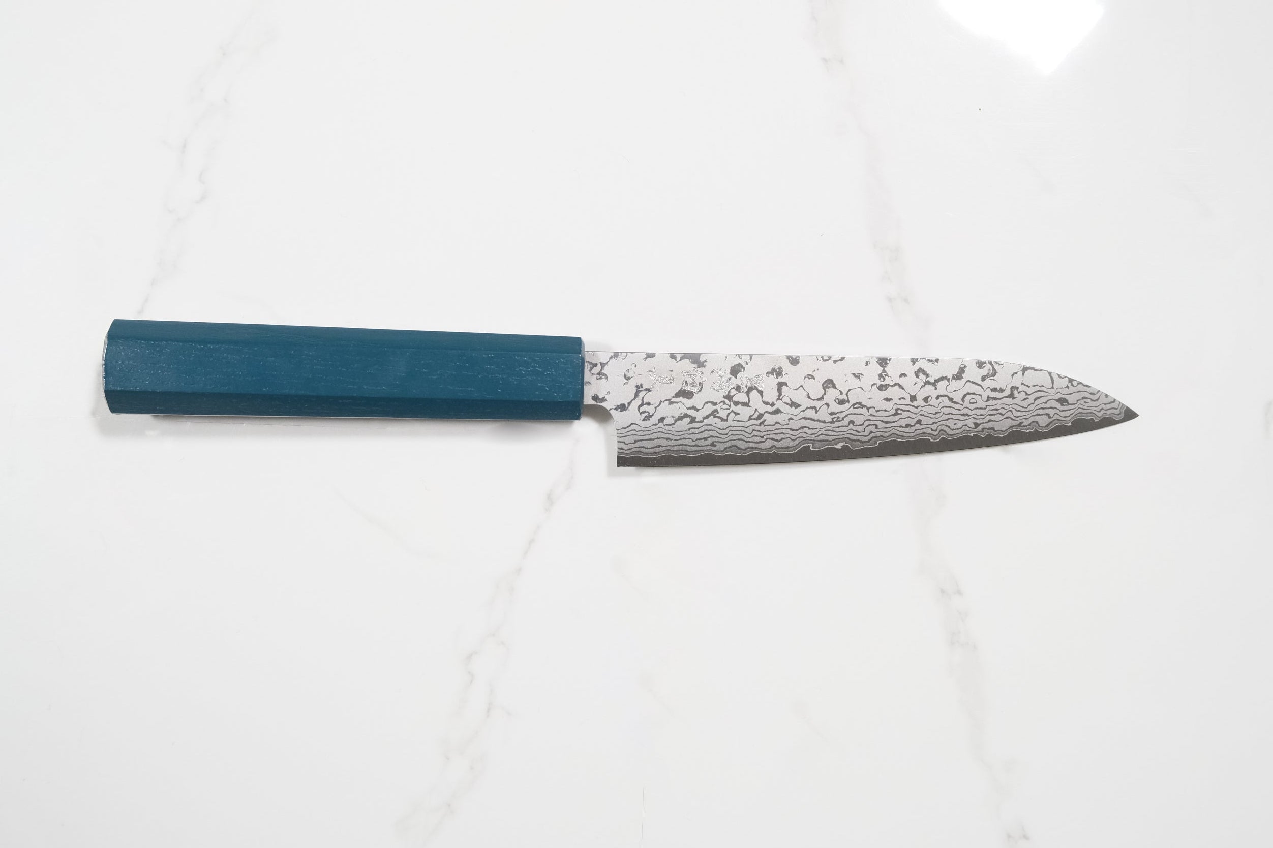 Makoto Kurosaki VG-7 Petty - Damascus Tsuchime 135mm
