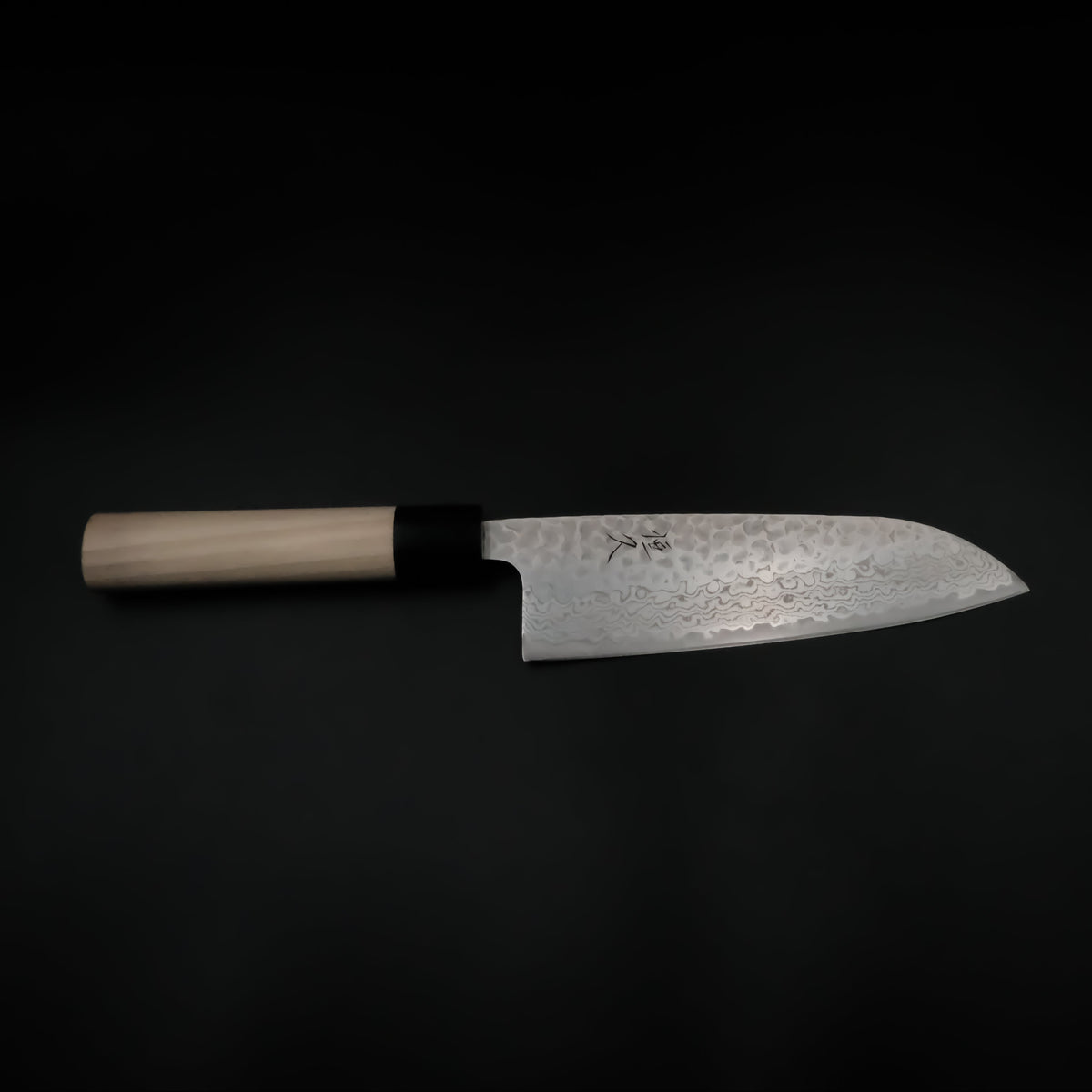 Tsunehisa Ginsan Santoku - Tsuchime Damascus 165mm (Siyah Bilezik)