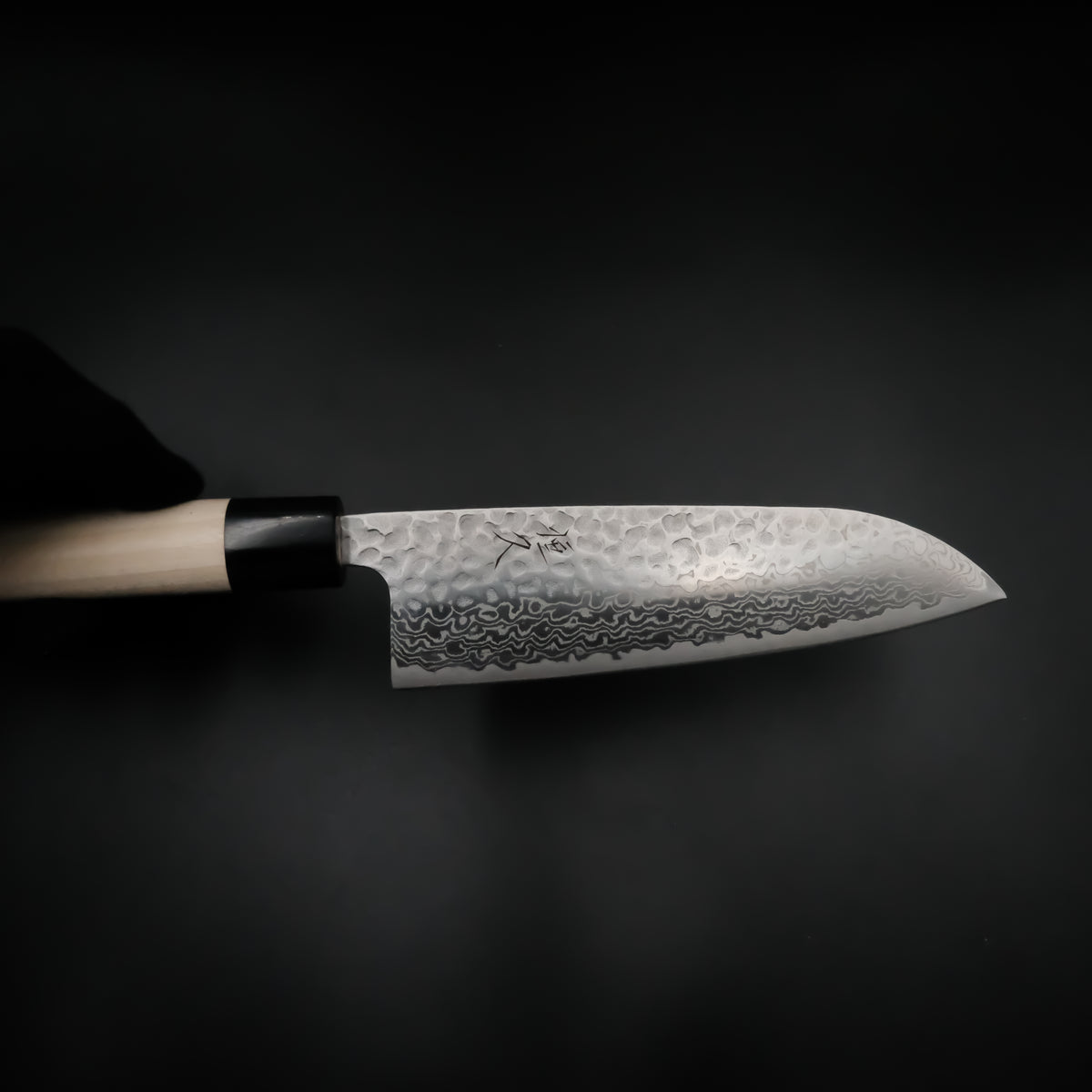 Tsunehisa Ginsan Santoku - Tsuchime Damascus 165mm (Siyah Bilezik)