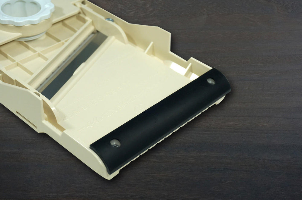 Benriner No. 120 Japanese Graters (Jumbo Benriner)