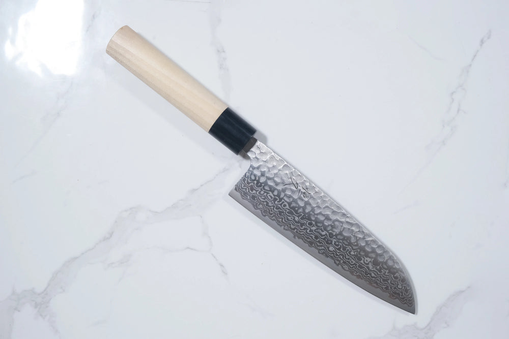 Tsunehisa Ginsan Santoku - Tsuchime Damascus 165mm (Siyah Bilezik)